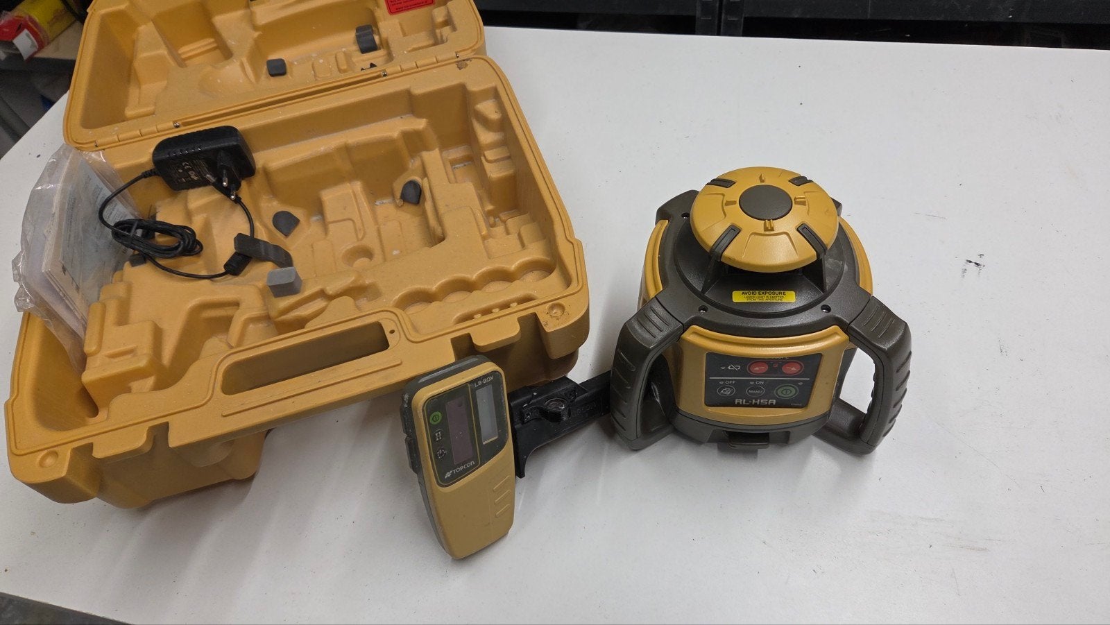Topcon RL-H5A Roterende Laser Waterpas met Ontvanger, Ophalen of Verzenden, Zo goed als nieuw, Afstand