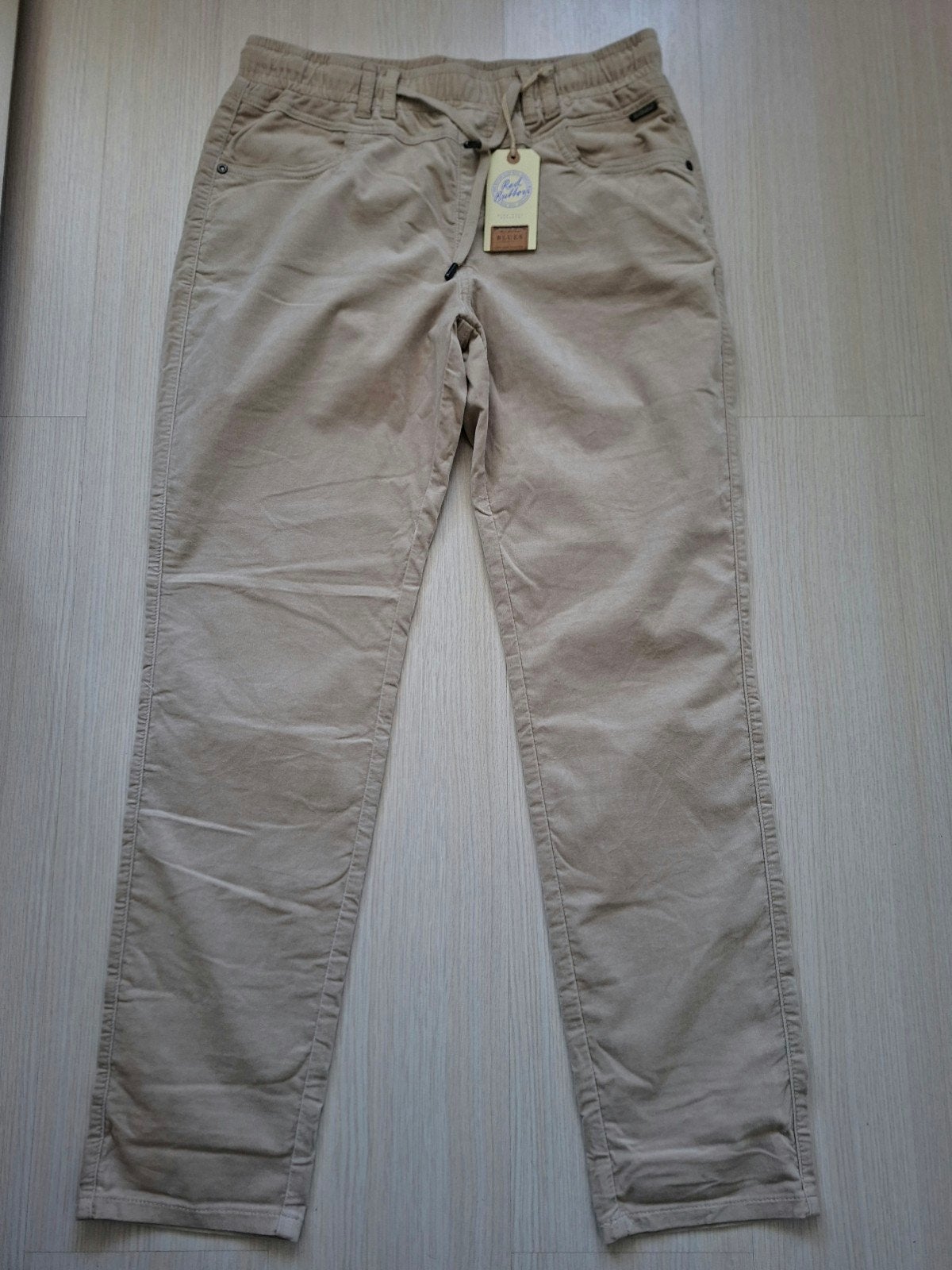 Nieuw Red Button broek maat 40, Kleding | Dames, Broeken en Pantalons, Maat 38/40 (M), Beige, Nieuw, Ophalen of Verzenden