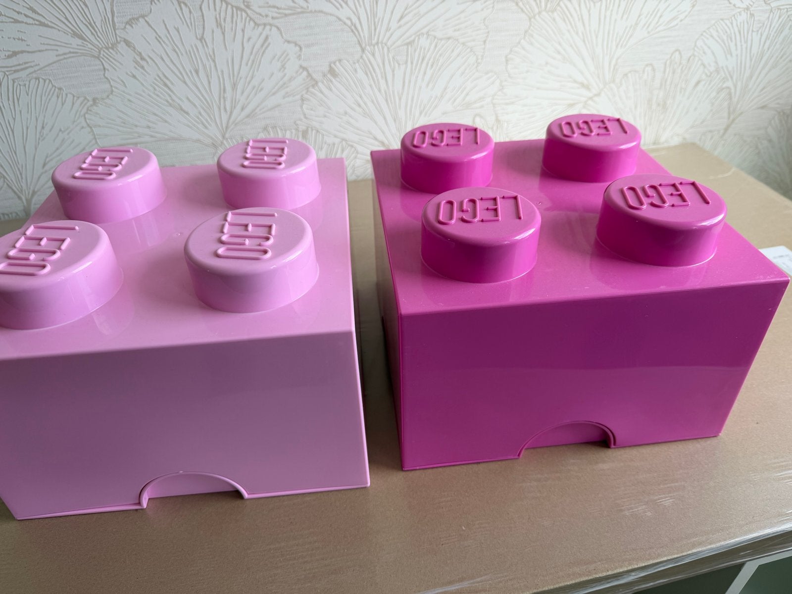 Lego opbergbakken roze - 2 stuks, Ophalen of Verzenden, Gebruikt, Overige typen, Lego