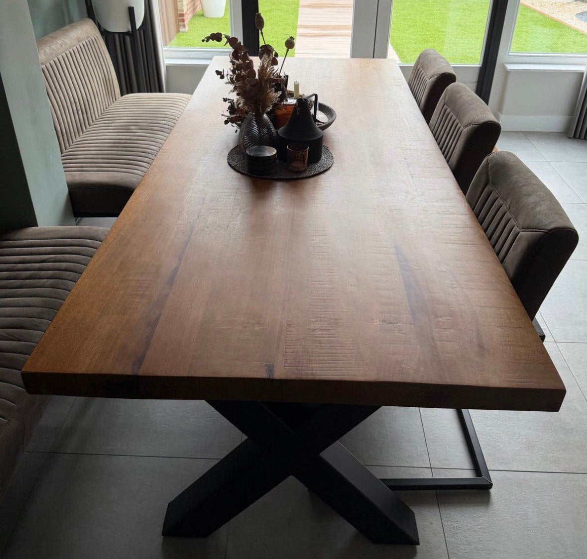 Eettafel 240 cm lang met metalen X-poten, Huis en Inrichting, Ophalen, Gebruikt, 100 tot 150 cm, 200 cm of meer
