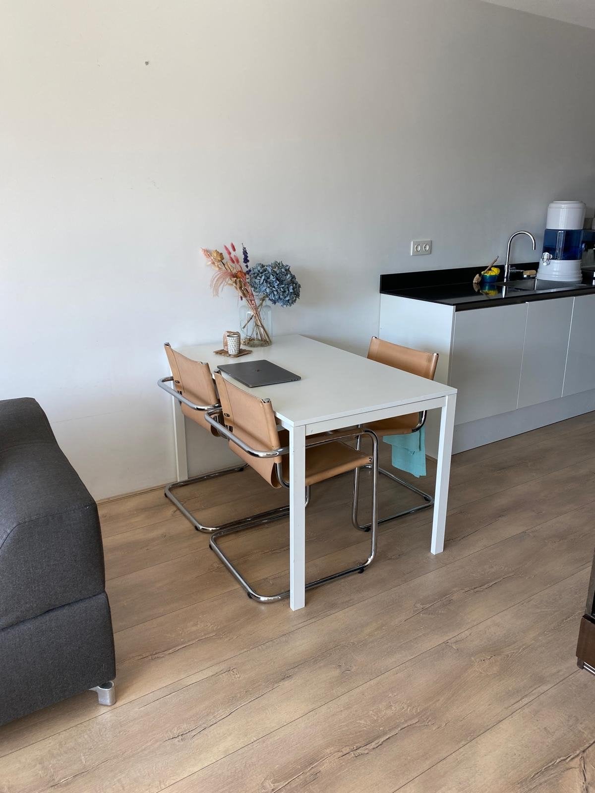 IKEA tafel in goede staat, Ophalen, Overige materialen, Gebruikt, 100 tot 150 cm