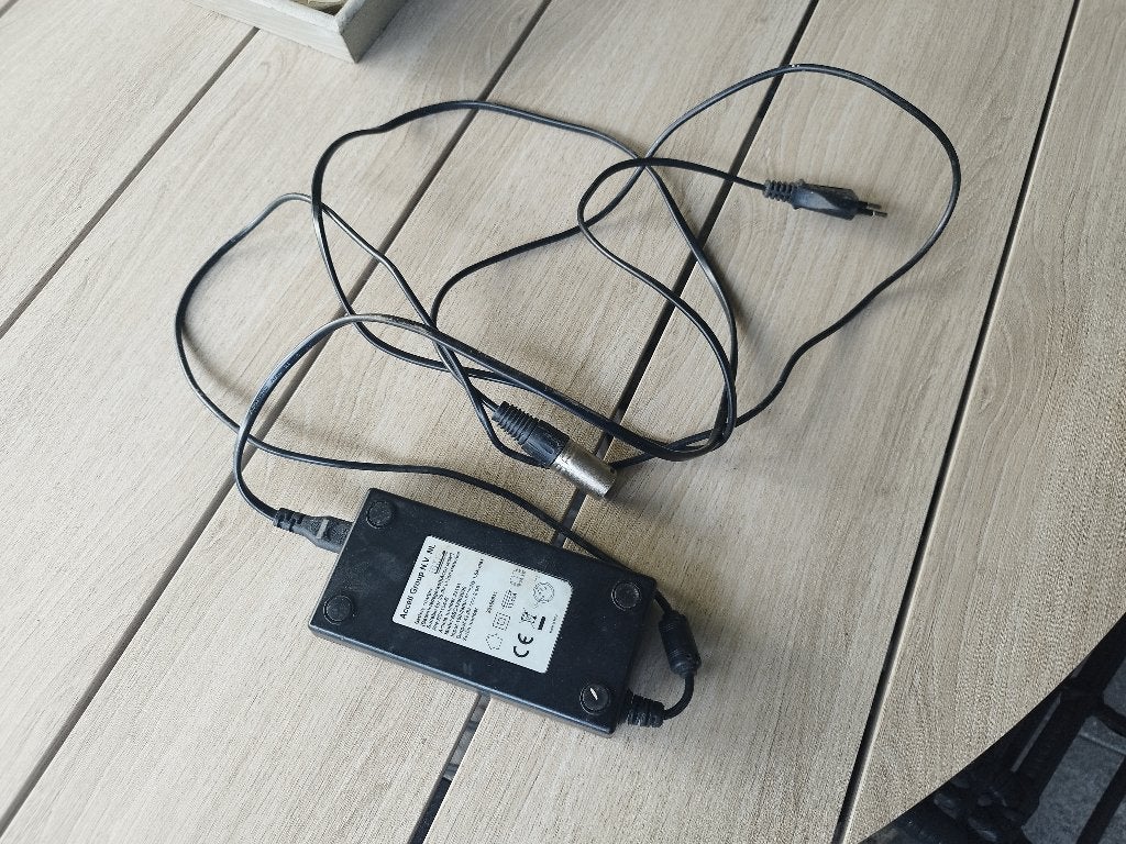 Electrische fiets batterij oplader, Ophalen, Gebruikt