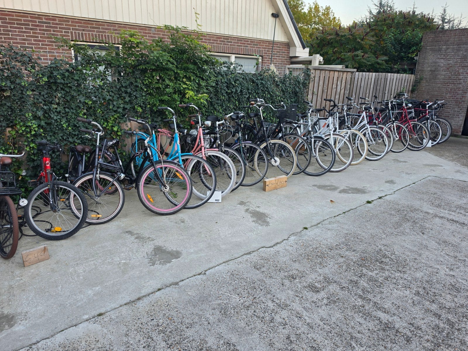 veel fietsen te koop ook party verkoop mogelijk, Fietsen en Brommers, Ophalen