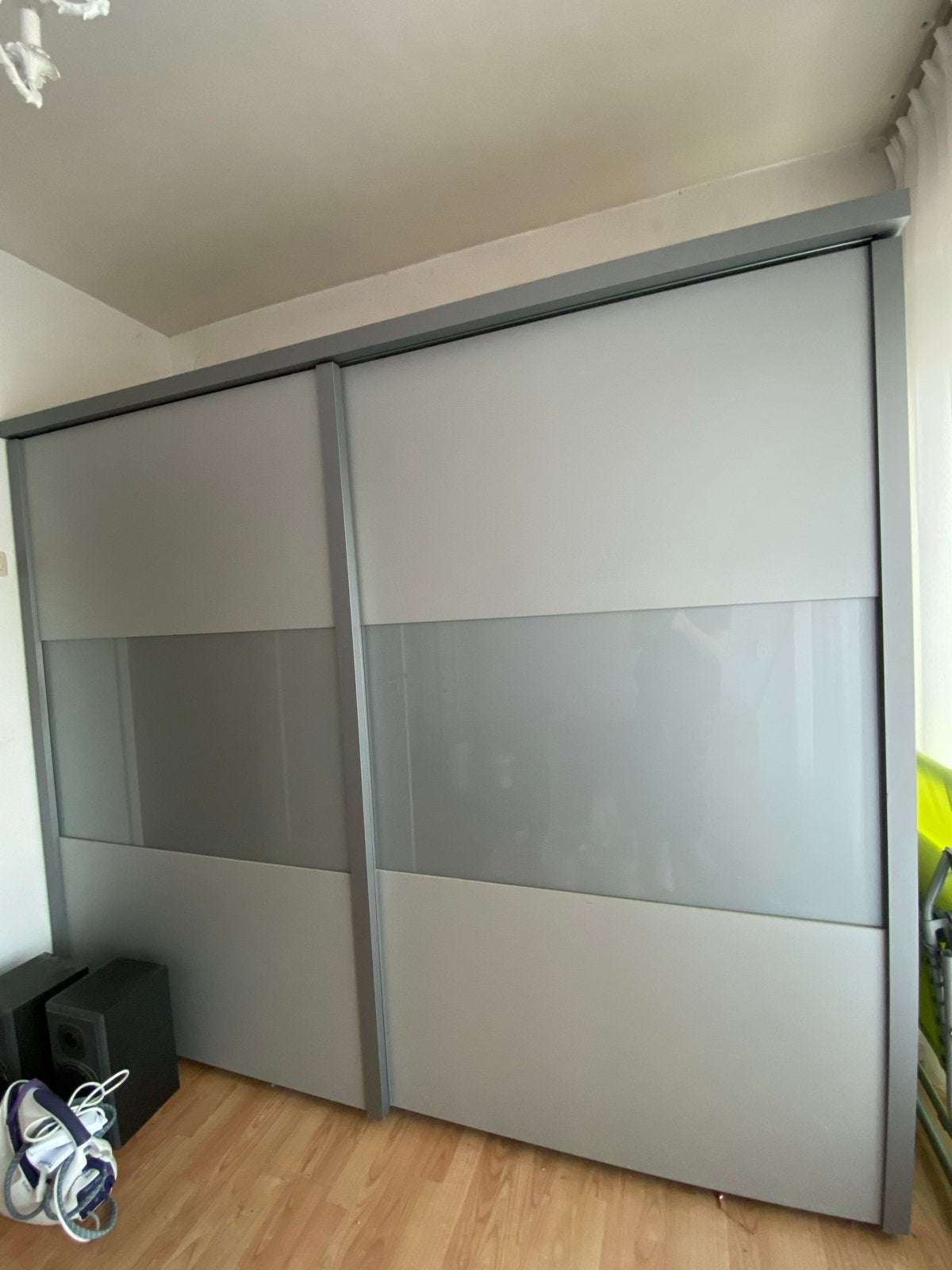 Ruime kledingkast met schuifdeuren, Ophalen, Gebruikt, 200 cm of meer, Met deur(en)