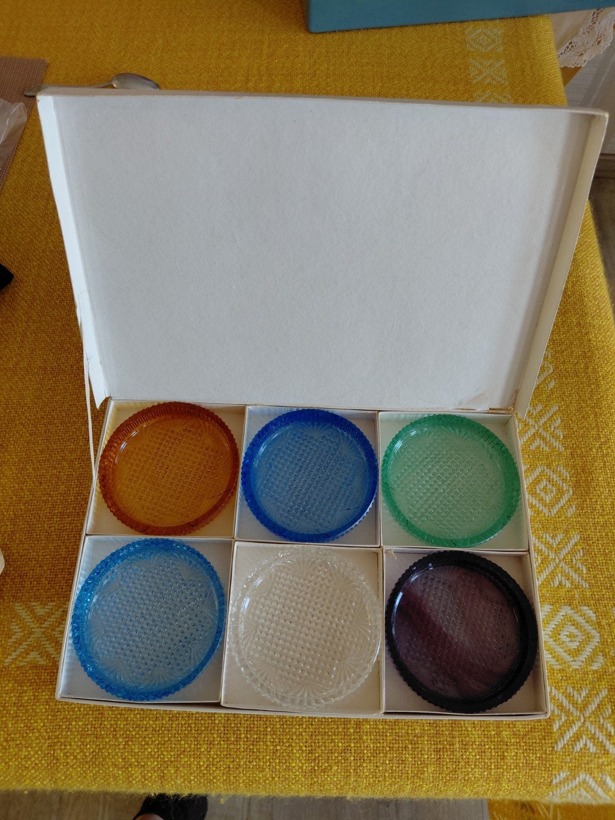 Heel oud setje glazen onderzetters in origineel doosje., Ophalen of Verzenden
