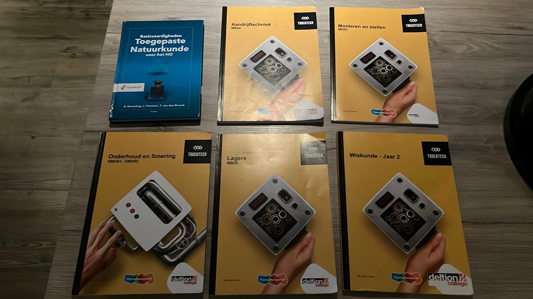 Studieboeken werktuigbouwkunde, Boeken, Ophalen of Verzenden, Beta, Zo goed als nieuw, MBO