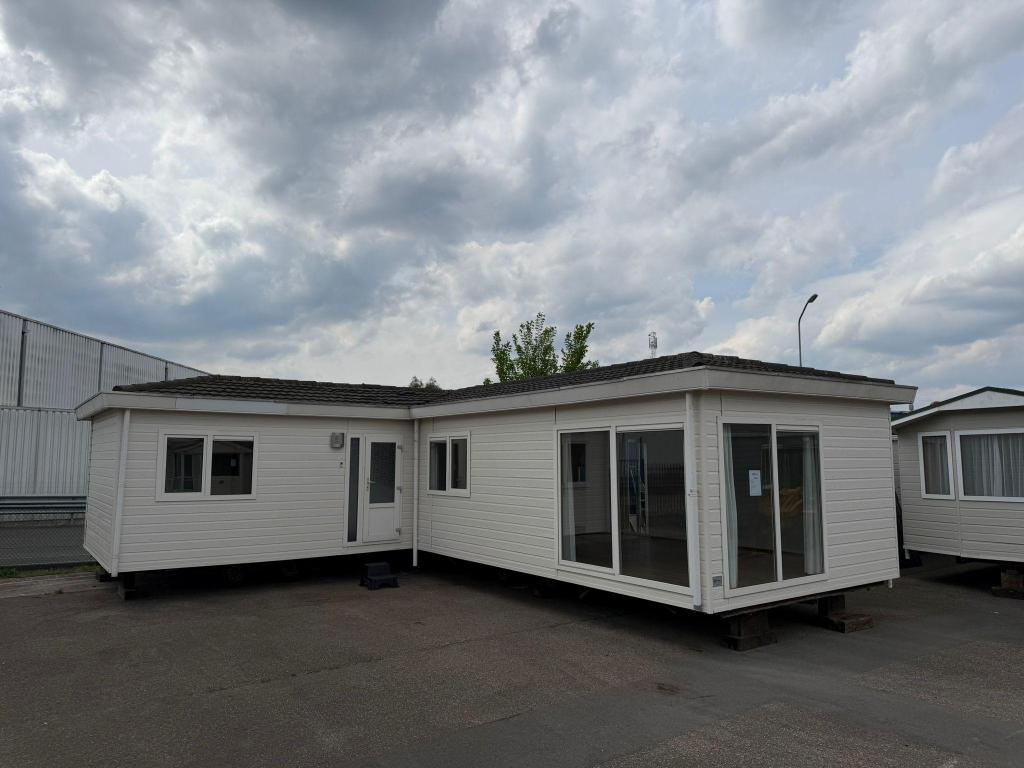 L-Chalet 65 m2 Winterhard 2 Slp, Caravans en Kamperen, Stacaravans, Niet ingevuld, Niet ingevuld, Niet ingevuld