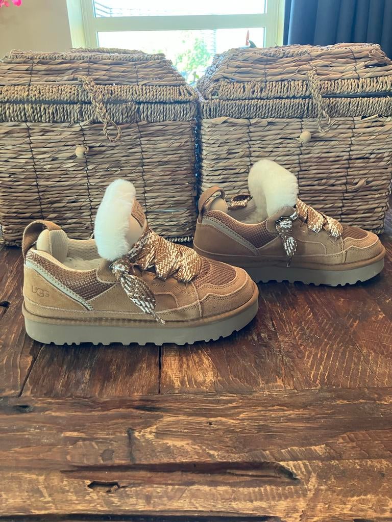 UGG Sneakers Chestnut Maat 39, Kleding | Dames, Schoenen, Ophalen of Verzenden, Nieuw, Bruin, Slippers