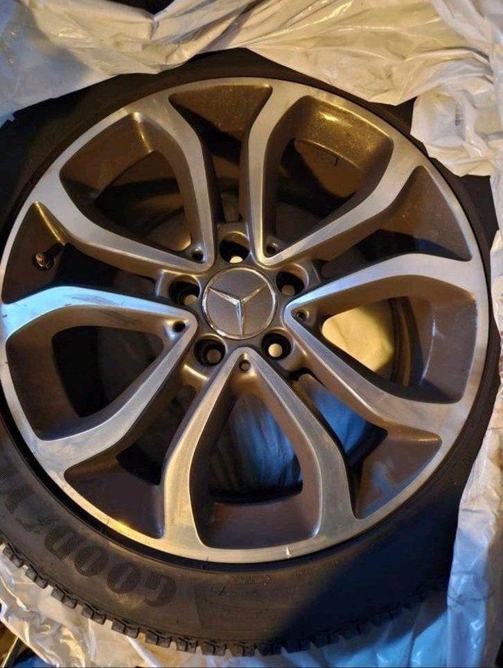 Mercedes-Benz C klass Velgen met All Season Banden, Ophalen