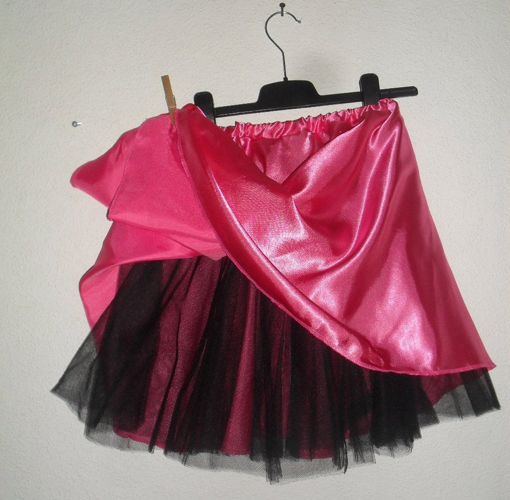 Nieuwe Leuke rok met Petticoat mt 146 / 152, Kinderen en Baby's, Kinderkleding | Maat 146, Ophalen of Verzenden, Nieuw, Meisje