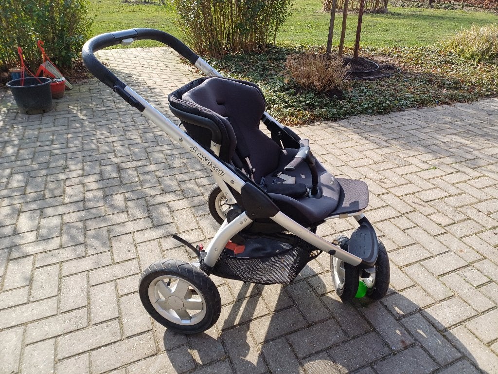 Maxi-Cosi kinderwagen met meerijdplankje, Kinderen en Baby's, Gebruikt, Luchtbanden, Maxi-Cosi, Ophalen