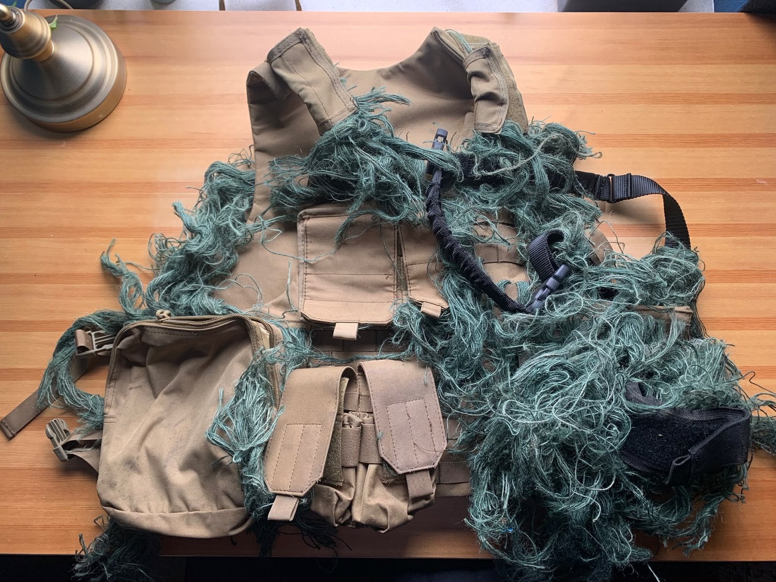 Airsoft - Vest met Ghillie en Sling, Verzamelen, Ophalen, Landmacht, Nederland, Kleding of Schoenen
