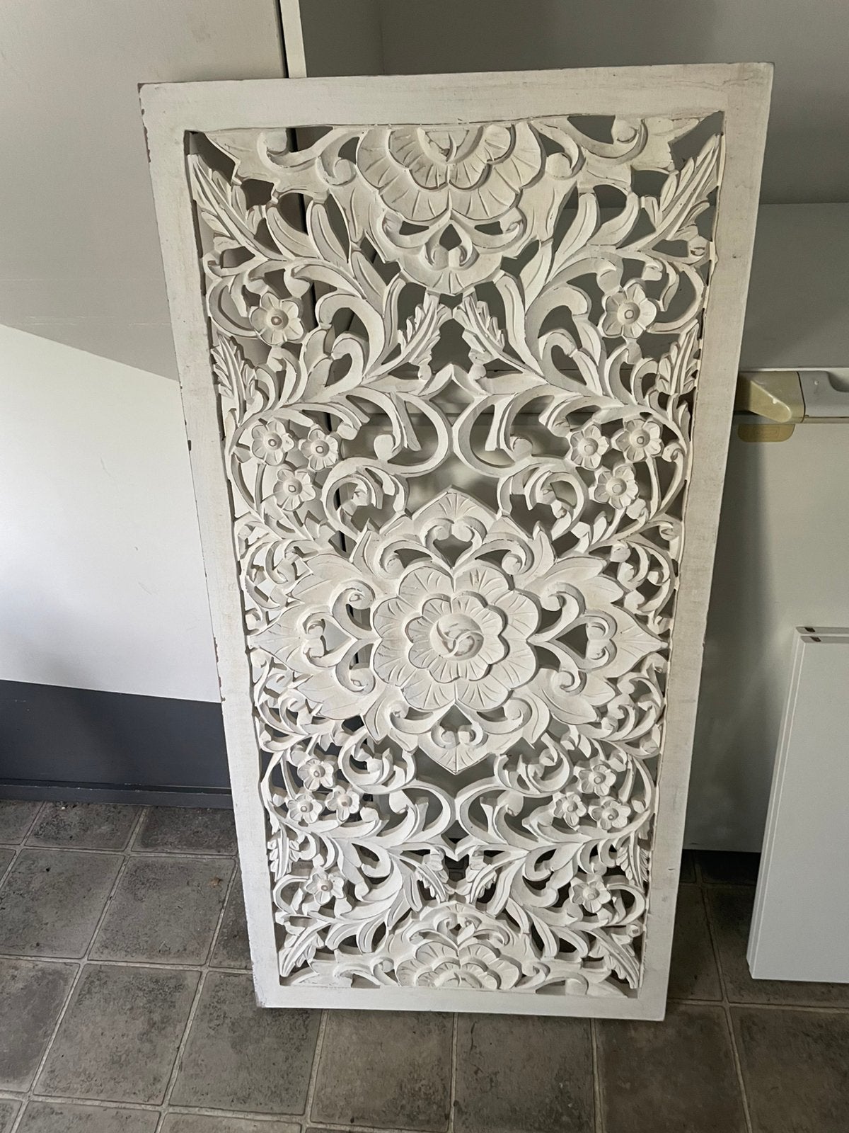 Houten wandpaneel met houtsnijwerk, Huis en Inrichting, Ophalen, Zo goed als nieuw