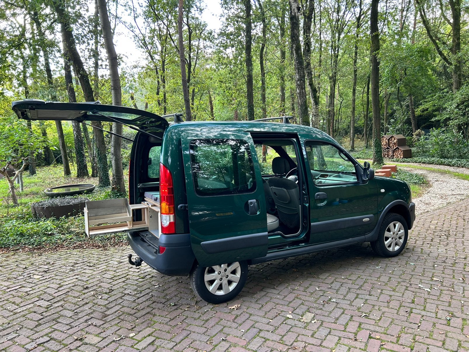 Renault Kangoo 4x4 // Mini camper // benzine, Elektrische ramen, Handgeschakeld, Particulier, Vierwielaandrijving