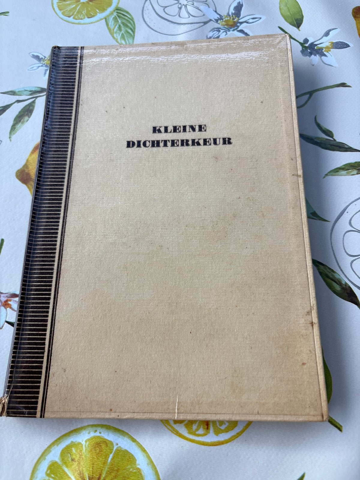 Kleine Dichterkeur - Een Keuze uit Verzen, Ophalen of Verzenden, Gelezen, Eén auteur