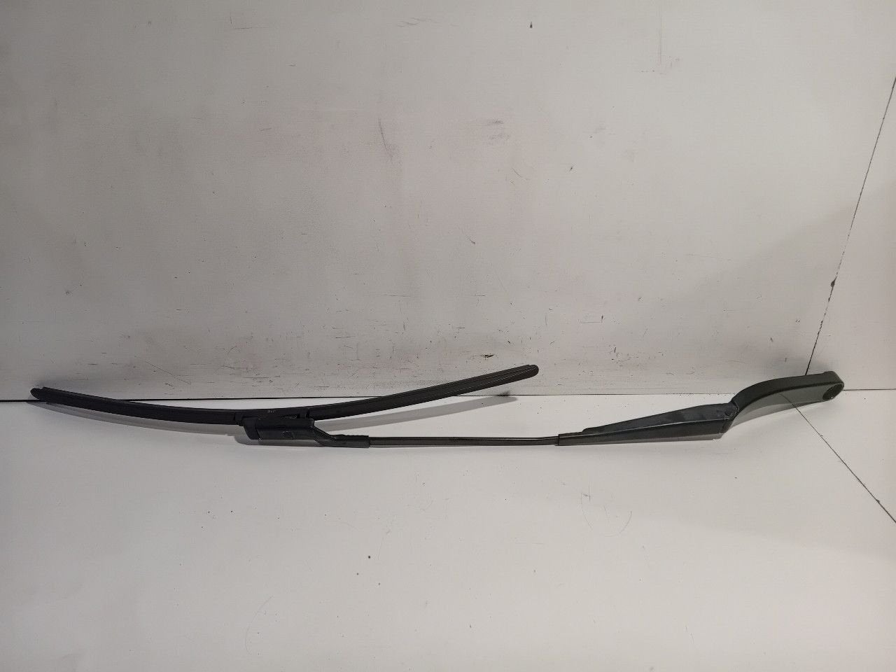 Ruitenwisserarm links voor Renault Trafic, Onderdelen@venauto.nl, Van der Ven Autorecycling B.V., Gebruikt, Ettenseweg 76, 4706 PB Roosendaal, The Netherlands