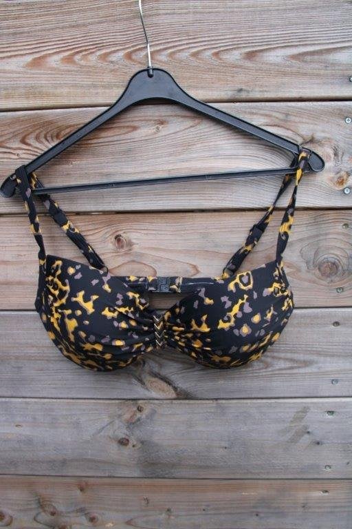 Bikini zwart/ oker Livera 40 D/E cup Vaste prijs, Zwart, Ophalen of Verzenden, Zo goed als nieuw, Bikini