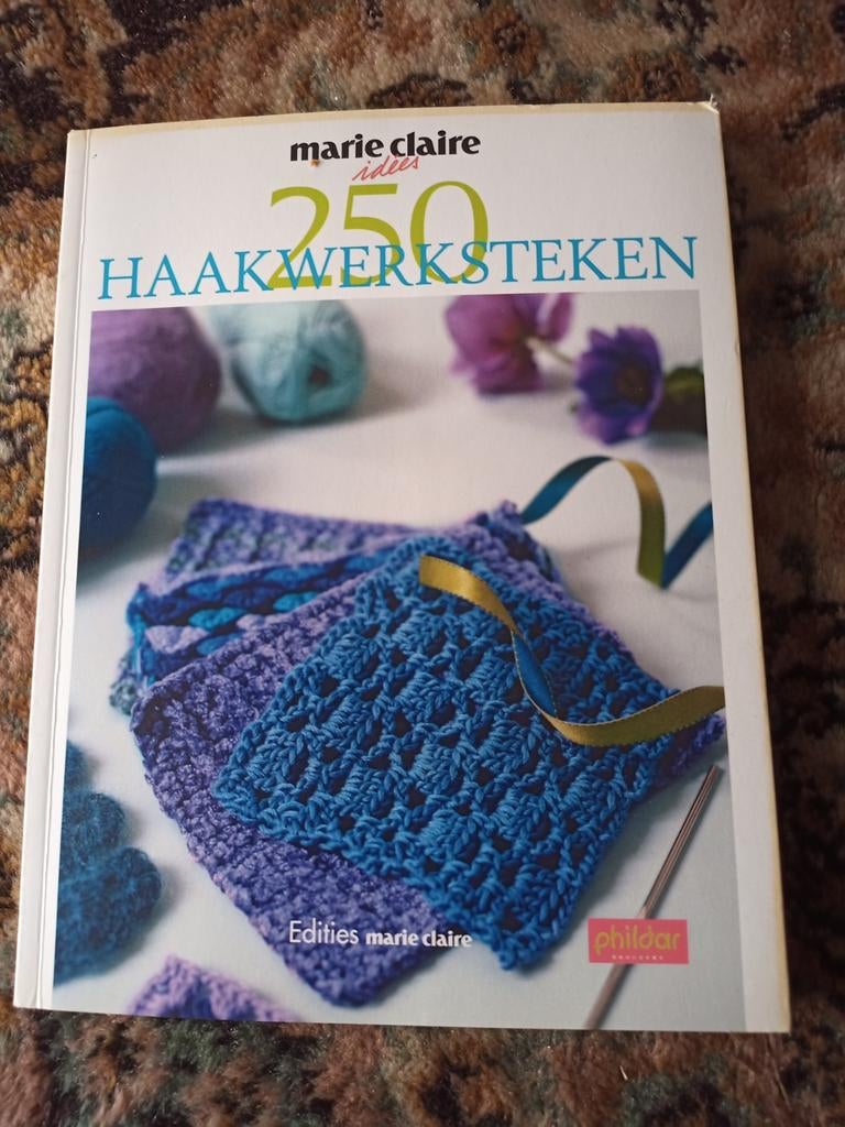 250 Haakwerk steken van Marie Claire., Ophalen of Verzenden, Haken, Patroon of Boek