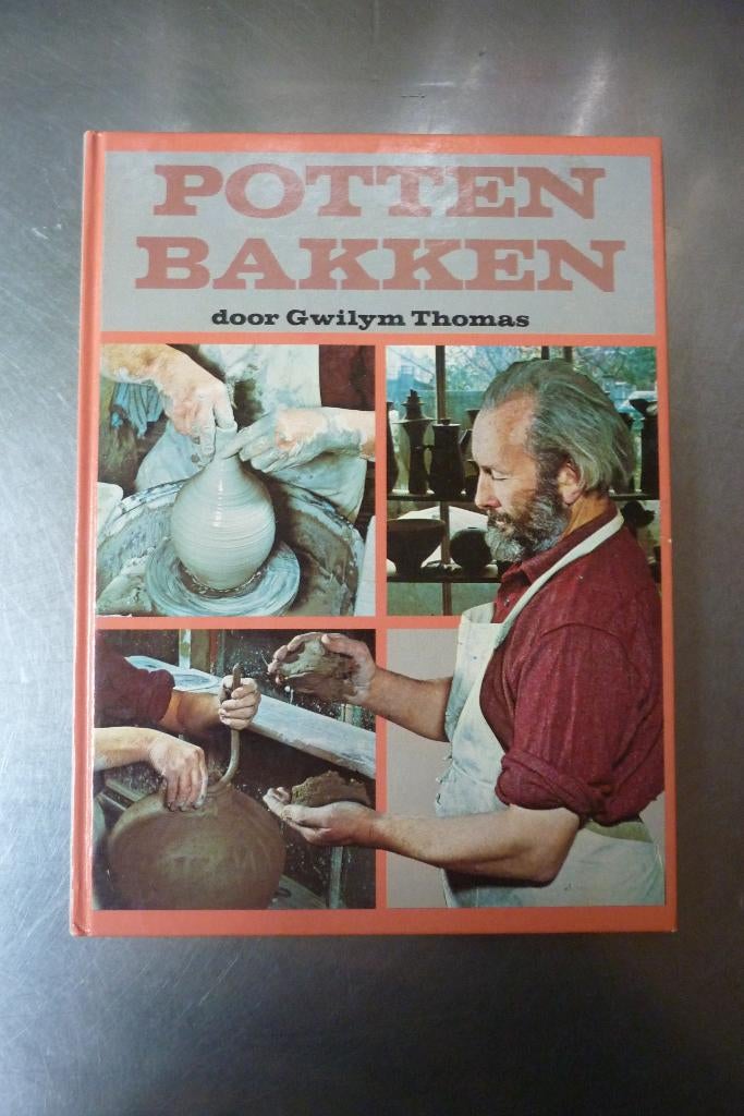 Pottenbakken - Gwilym Thomas, Ophalen of Verzenden, Gelezen, Kleien en Boetseren