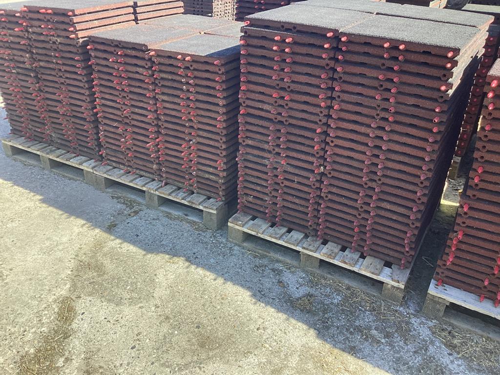 Rubberen tegels / Rubbertegels / Speeltegels   100 m2, Tuin en Terras, Tegels en Klinkers, Ophalen, Zo goed als nieuw, Rubber