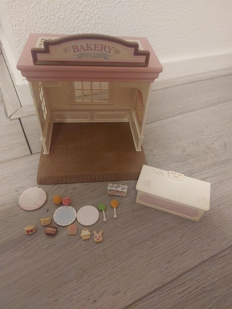 Sylvanian families bakery sweetstore, Ophalen of Verzenden, Zo goed als nieuw, Poppenhuis