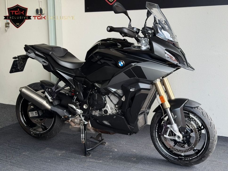 BMW S 1000 XR SATIN BLACK DYNAMIC TOPSTAAT S1000XR