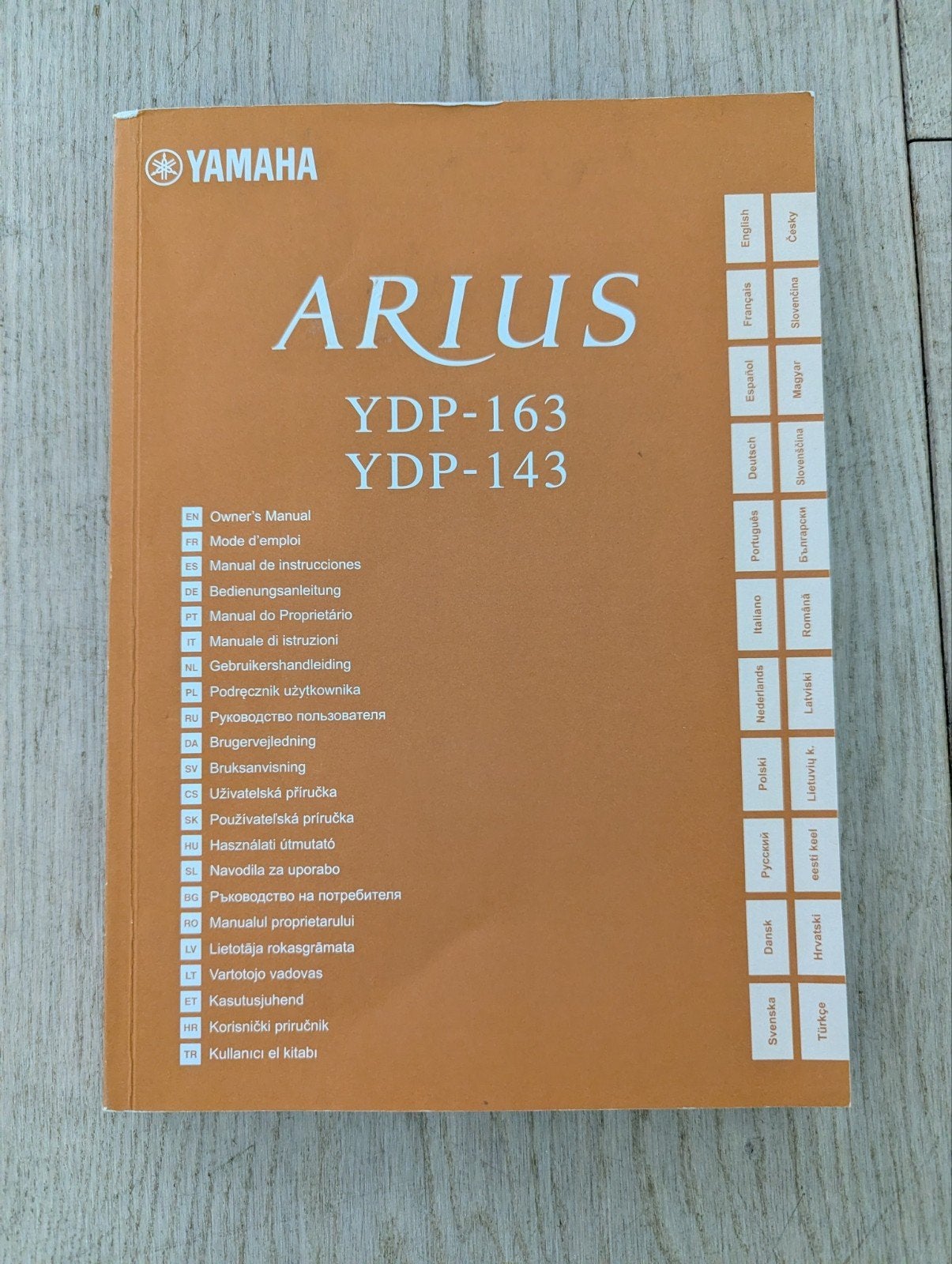 Handleiding Yamaha Arius YDP-163 YDP-143, Muziek en Instrumenten, Ophalen of Verzenden, Zo goed als nieuw