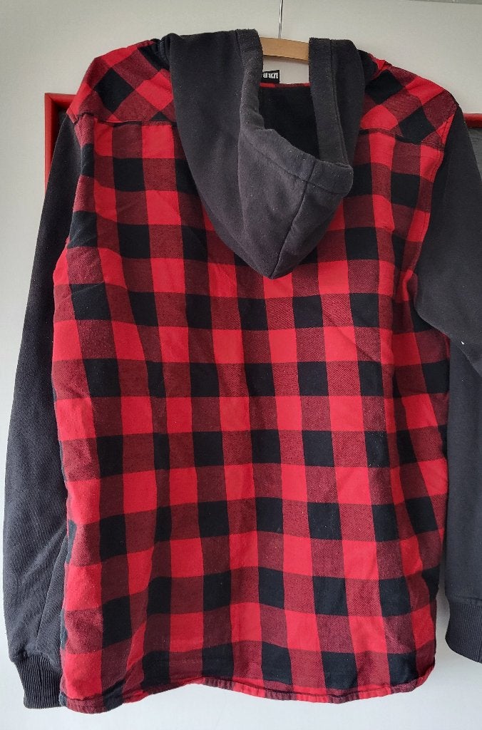 Urban Classics flanel blouse rood/zwart maat XL met capuchon, Verzenden, Gedragen, Maat 46/48 (XL) of groter, Overige kleuren