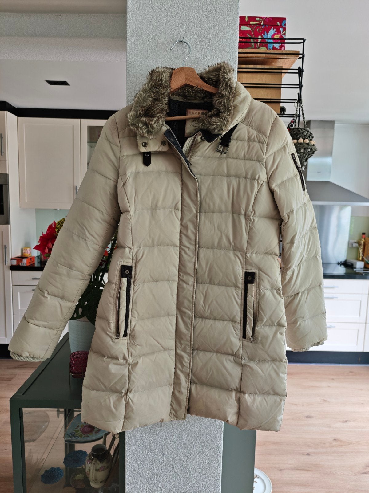 winterjas Dames Esprit maat 36/38, Kleding | Dames, Ophalen of Verzenden, Zo goed als nieuw, Maat 36 (S), Beige