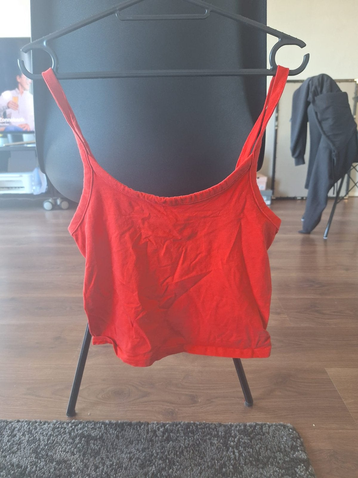 Rood top, Ophalen of Verzenden, Zo goed als nieuw, Rood, Zonder mouw