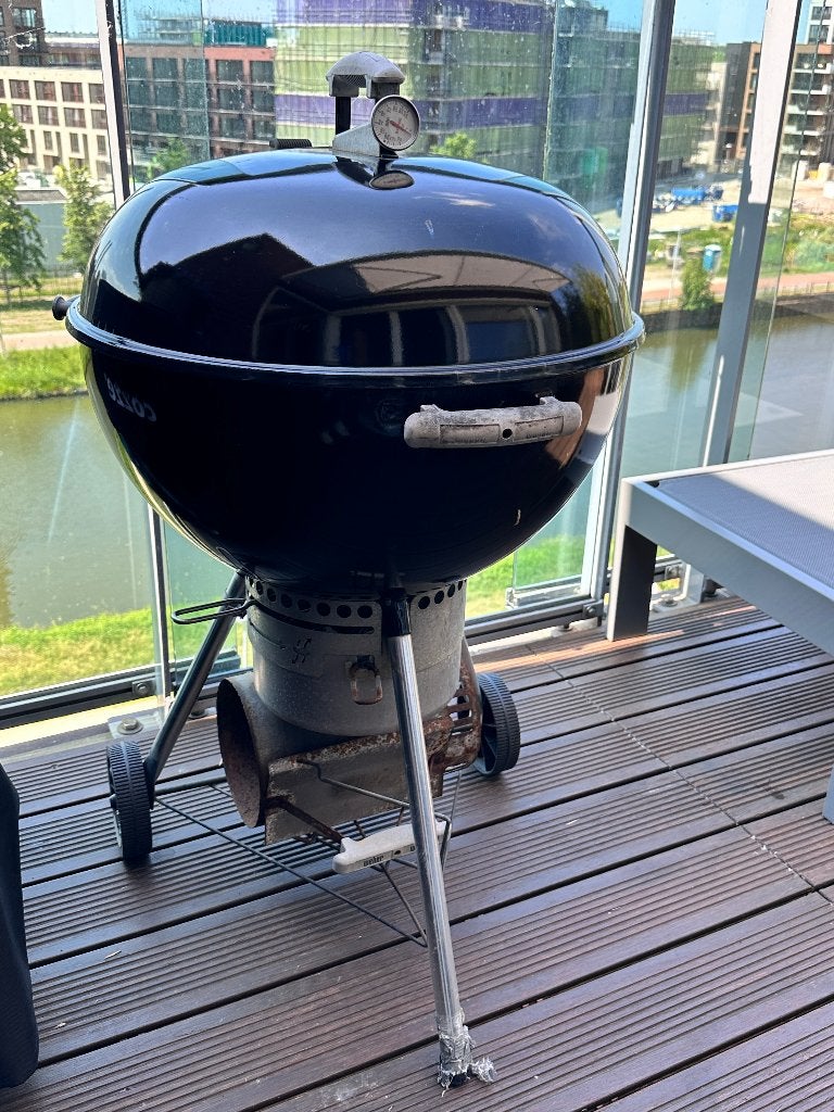 WEBER ORIGINAL KETTLE PREMIUM-HOUTSKOOL BBQ Ø 57 CM, Tuin en Terras, Houtskoolbarbecues, Ophalen, Gebruikt, Weber, Met accessoires