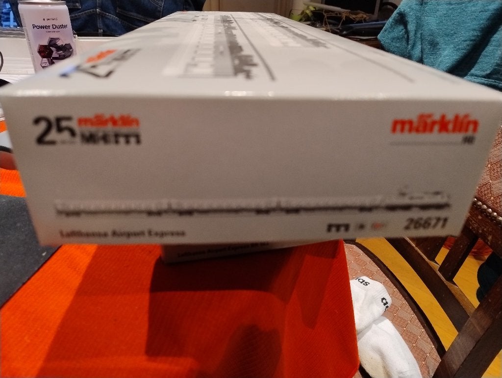 Märklin 26671 – Lufthansa Airport Express – Mfx+ Full Sound, Hobby en Vrije tijd, Ophalen, Wisselstroom, Locomotief, Nieuw