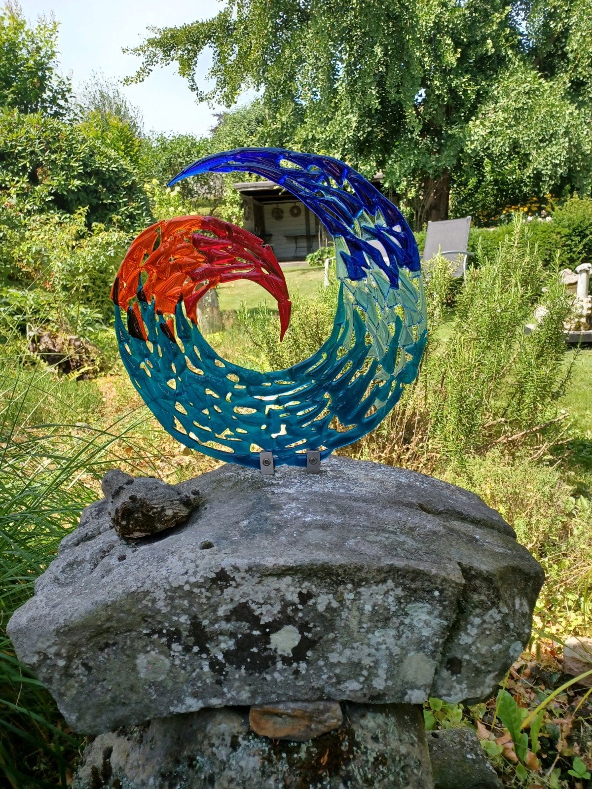 Prachtig Glasobject met Sokkel van Bentheimer Steen, Glas, Handgemaakt, Beeld, Abstract