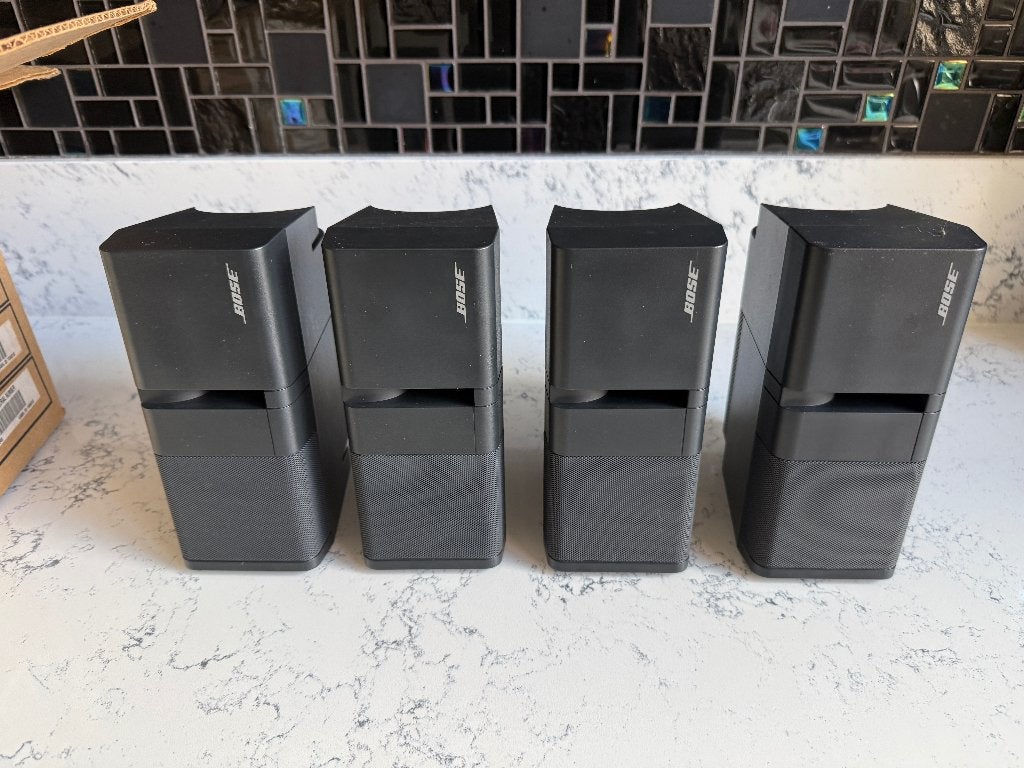 nieuwe bose freespace 6 speakers met beugel, Ophalen of Verzenden, Nieuw, Minder dan 60 watt, Bose
