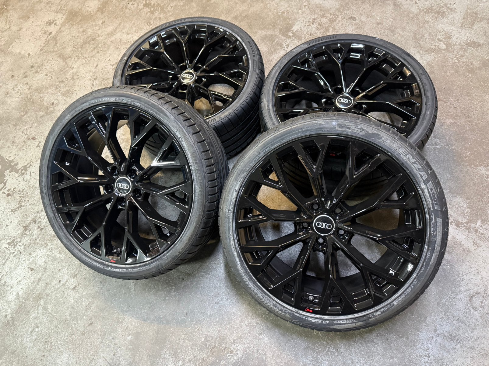 ✅ 19 inch Originele RS3 8Y Audi velgen 5x112 Audi-Sport, Auto-onderdelen, Banden en Velgen, 19 inch, Gebruikt, Banden en Velgen