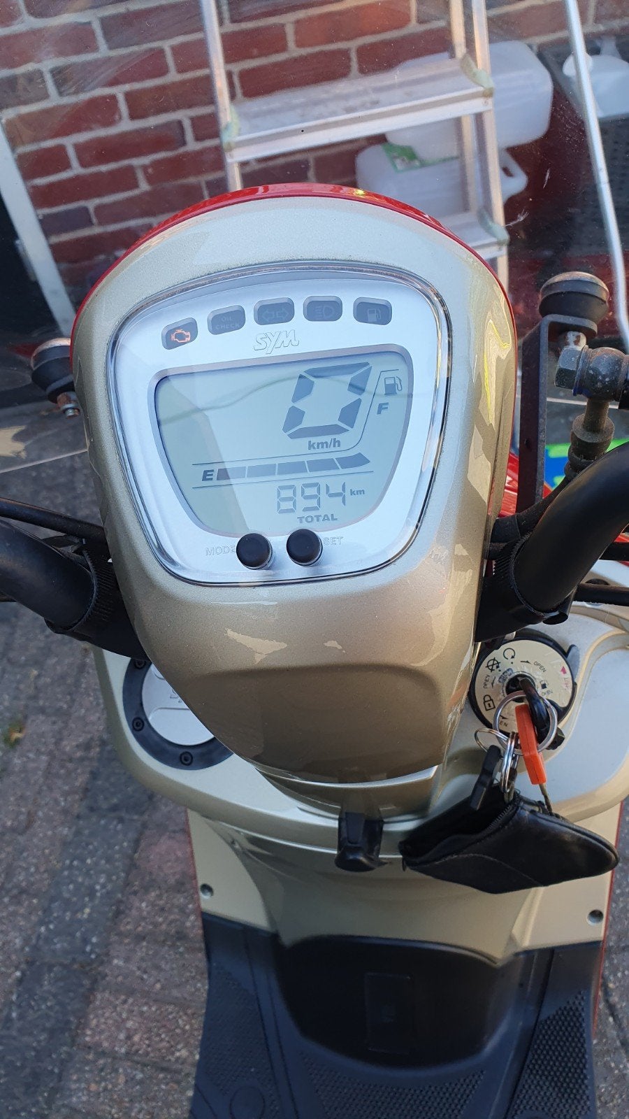mio scooter, Ophalen, Zo goed als nieuw, Benzine