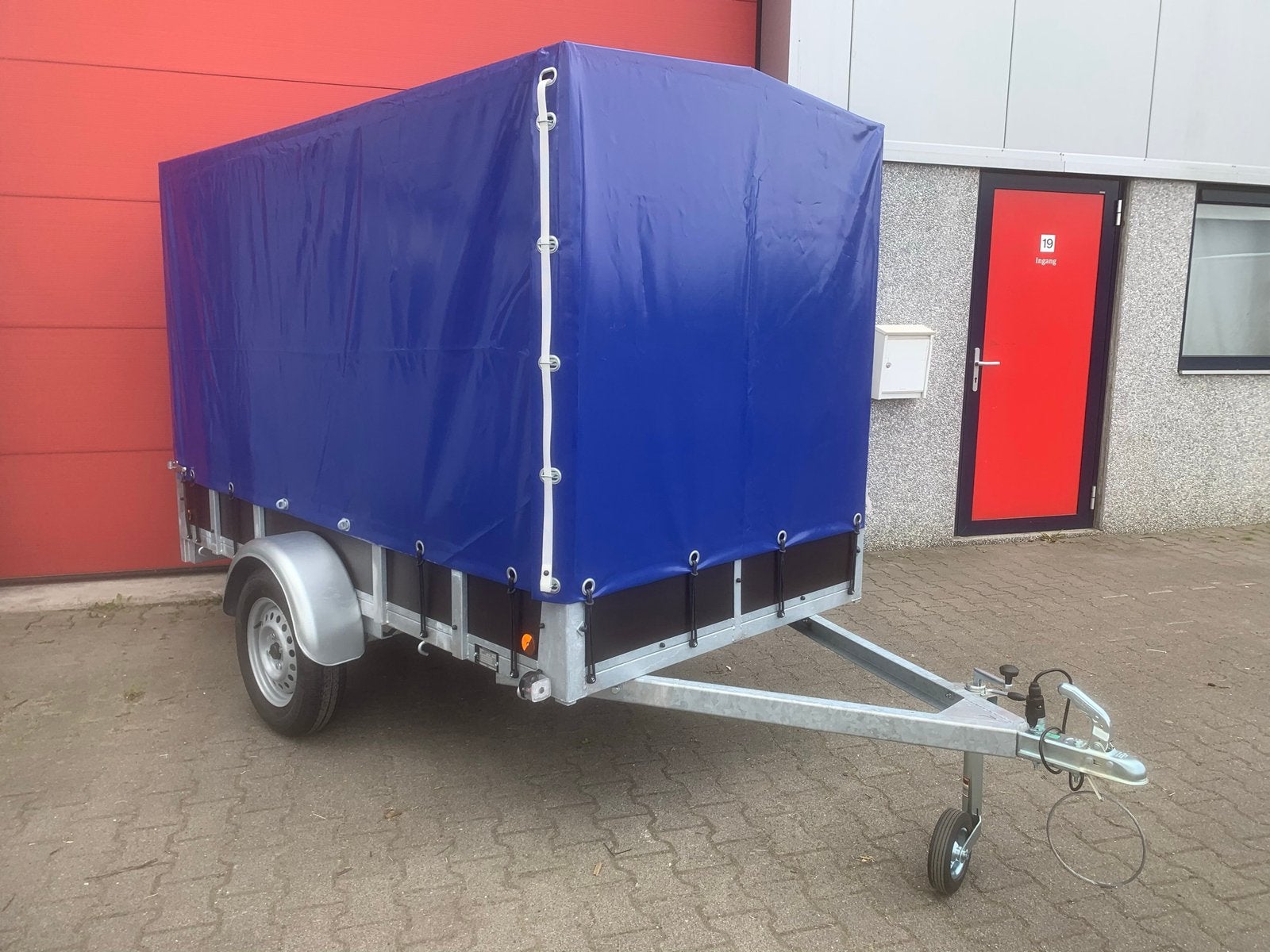 Nieuwe aanhangwagen met huif huifaanhanger, Ophalen, Nieuw