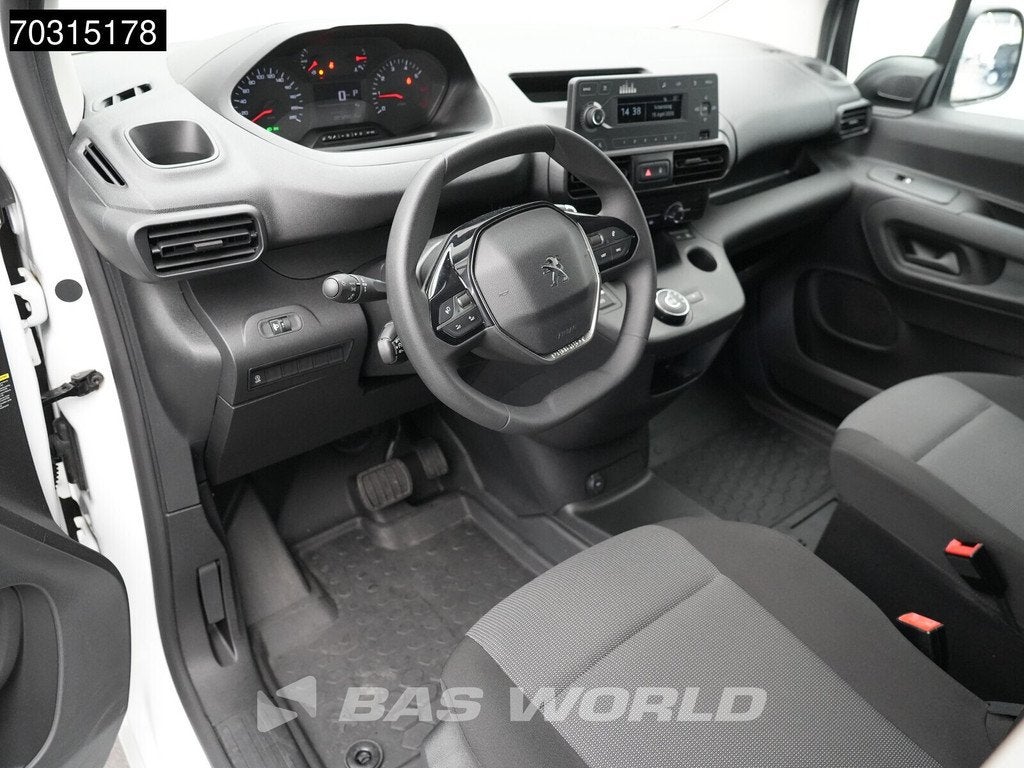 Peugeot Partner 110pk Benzine Automaat L1H1 Airco Cruise Par, Automaat, Stof, Gebruikt, Euro 6