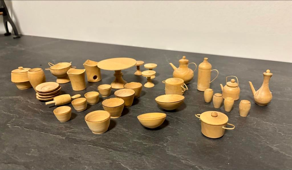 Set van houten miniaturen - Keukengerei en servies, Antiek en Kunst, Antiek | Speelgoed, Ophalen of Verzenden
