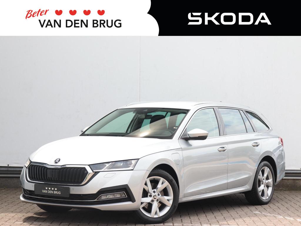 Skoda Octavia Combi 1.4 TSI iV PHEV Style | Head-up | Elektr, Auto's, Skoda, Stof, Gebruikt, Euro 6, Parkeersensor