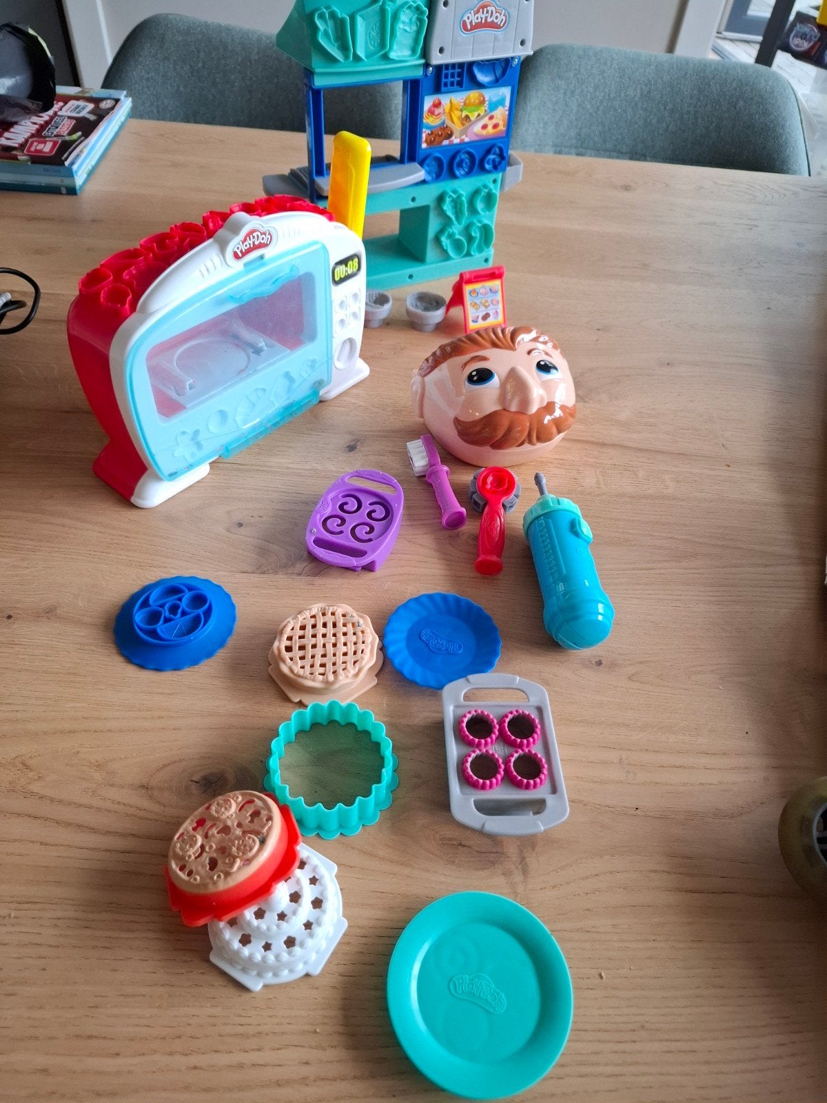 Play-Doh speelset met oven en accessoires, Ophalen, Gebruikt, Jongen of Meisje