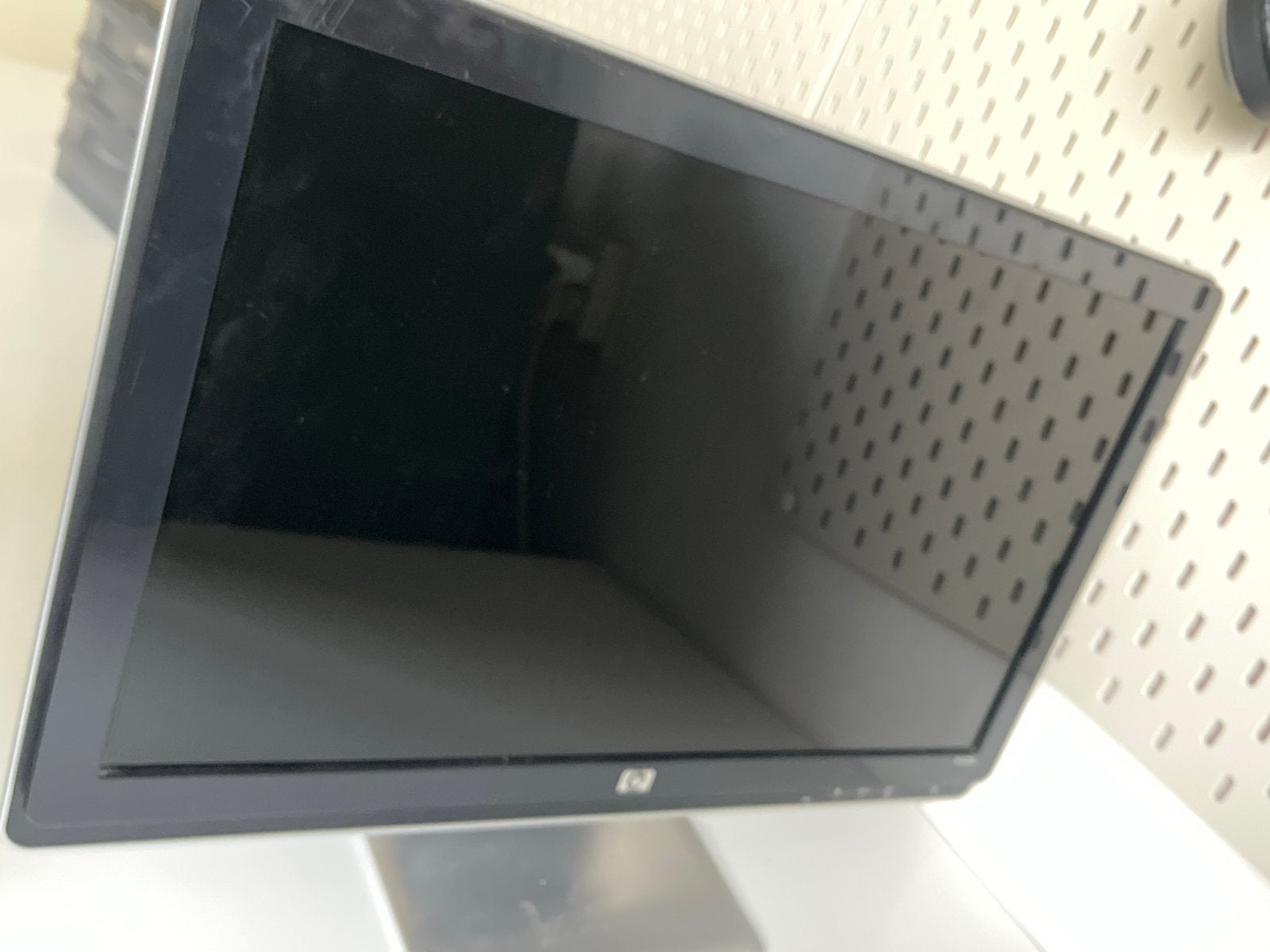 HP 2210i 21.5 inch LCD Kleurenmonitor, Computers en Software, Ingebouwde speakers, Ophalen of Verzenden, Zo goed als nieuw, 21,5
