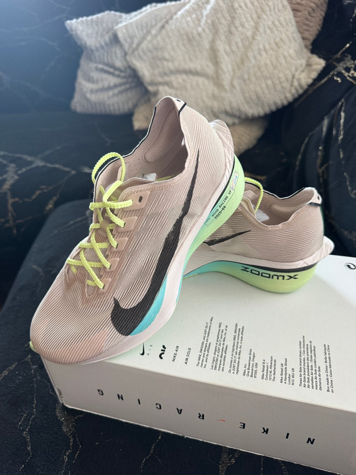 Nike Vaporfly4, Ophalen of Verzenden, Zo goed als nieuw, Sneakers of Gympen