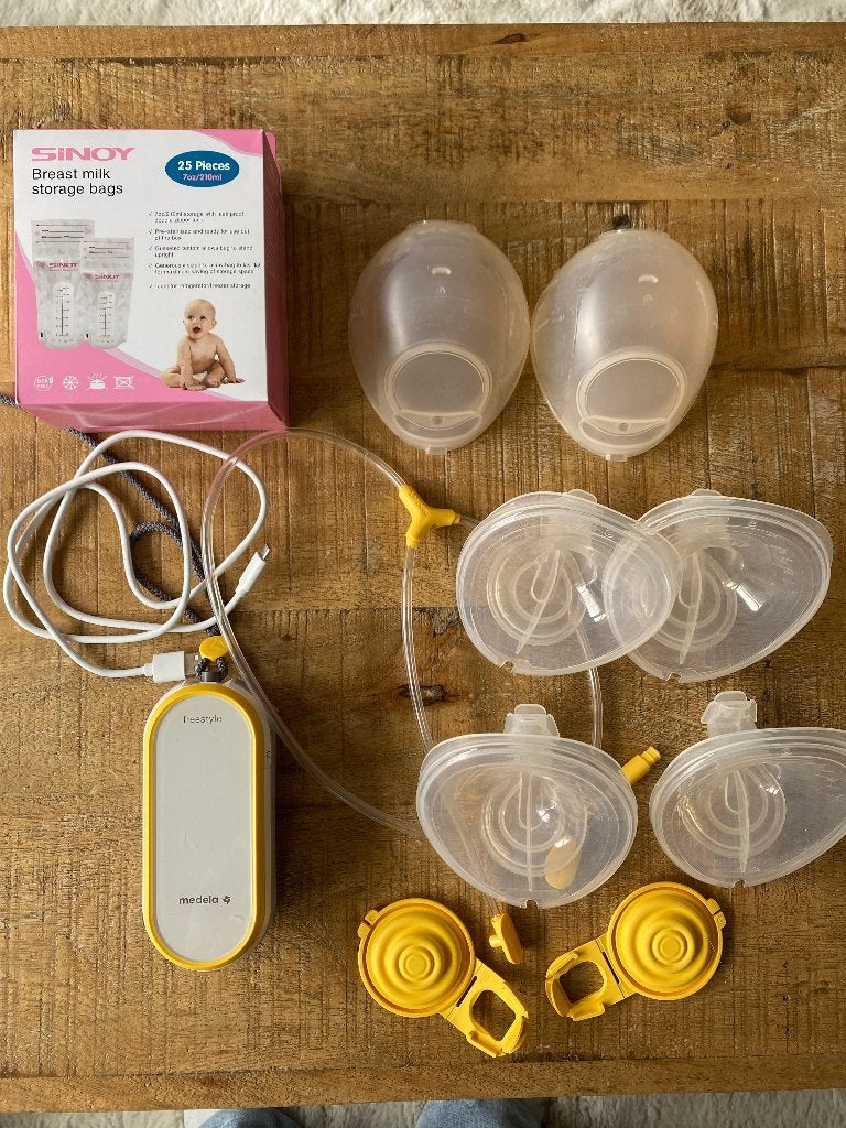 Medela freestyle kolf, Draagbaar, Gebruikt, Medela, Borstkolf