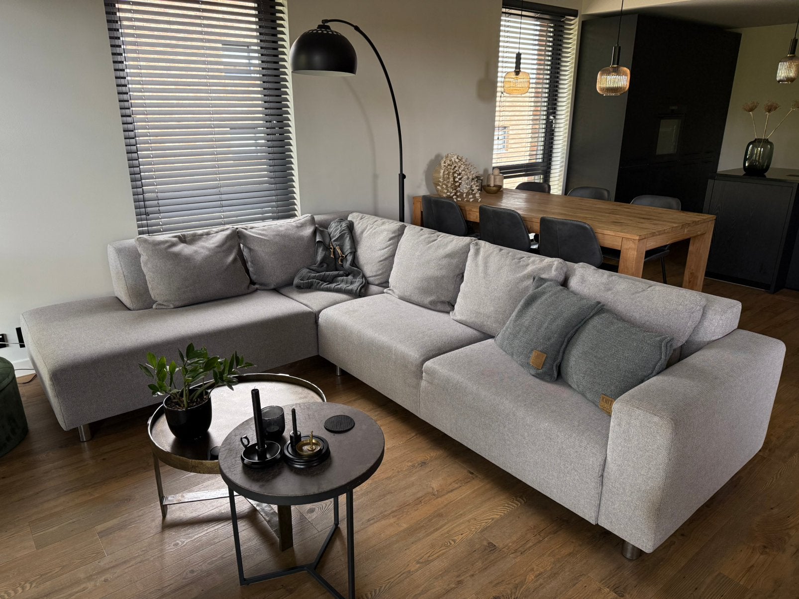Hoekbank, licht grijs, afmetingen: 295x230x95, Ophalen, Gebruikt, Stof, Modern en huiselijk