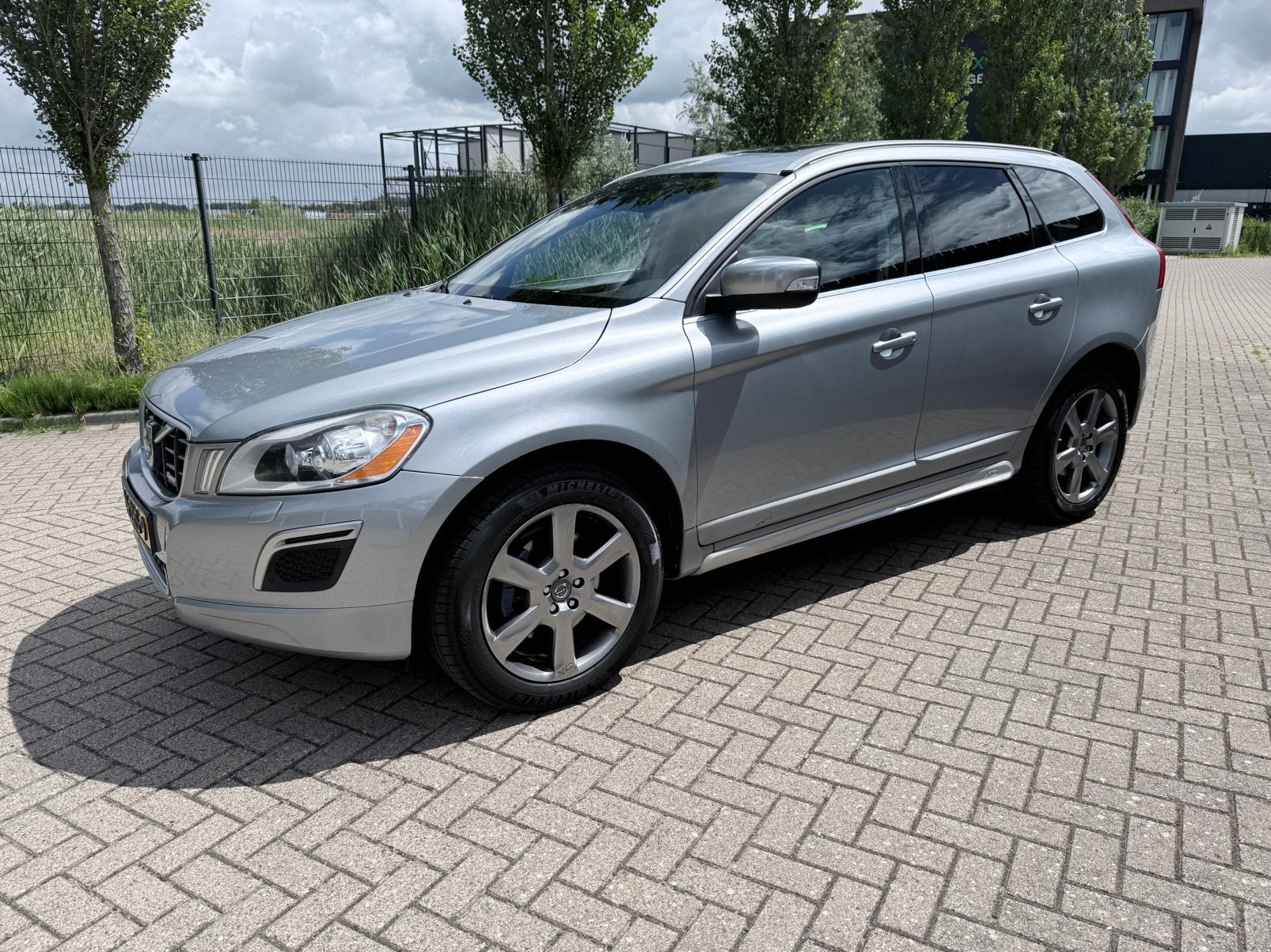 Volvo XC60 D5 AWD R-Design. Pano, Geartronic, Auto's, Volvo, Particulier, XC60, 4x4, ABS, Achteruitrijcamera, Airbags, Airconditioning