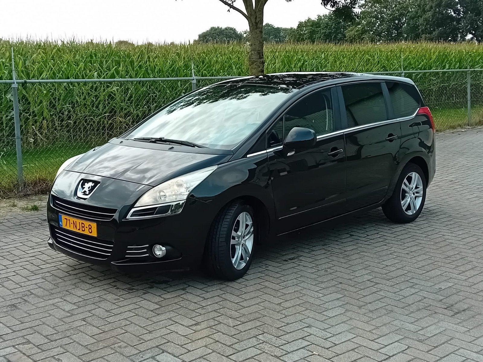 Peugeot 5008 1.6 VTI 7PL 2010 Zwart, Auto's, Voorwielaandrijving, 1380 kg, 4 cilinders, Zwart
