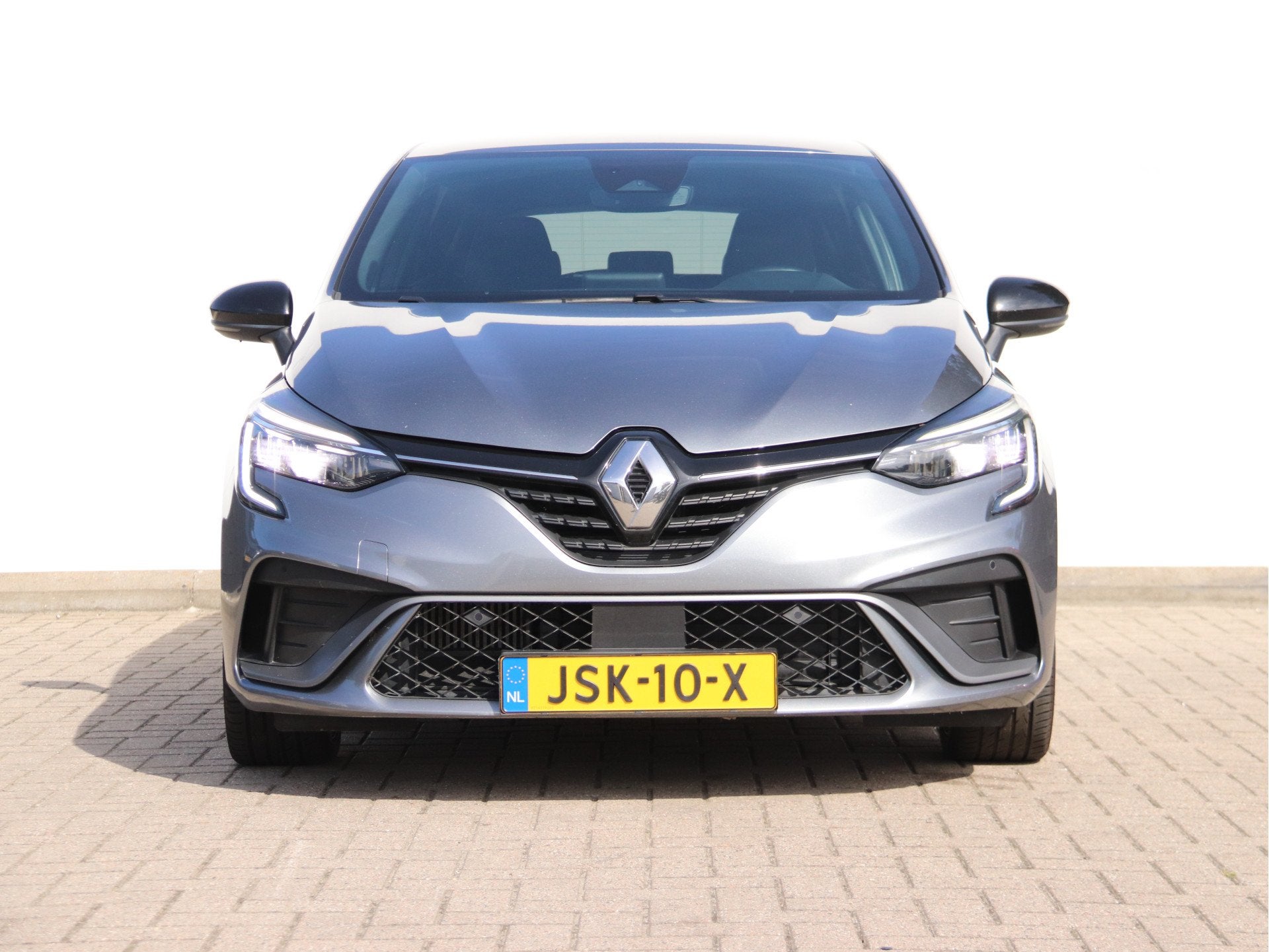 Renault Clio 1.0 TCe 90 R.S. Line GROOT NAVI / LEER / STOEL, Auto's, Voorwielaandrijving, Gebruikt, 1057 kg, Bedrijf