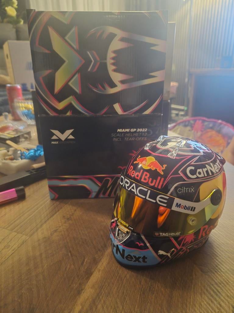 Max Verstappen helm 1:2 Miami GP 2022, Verzamelen, Ophalen, Zo goed als nieuw, Formule 1