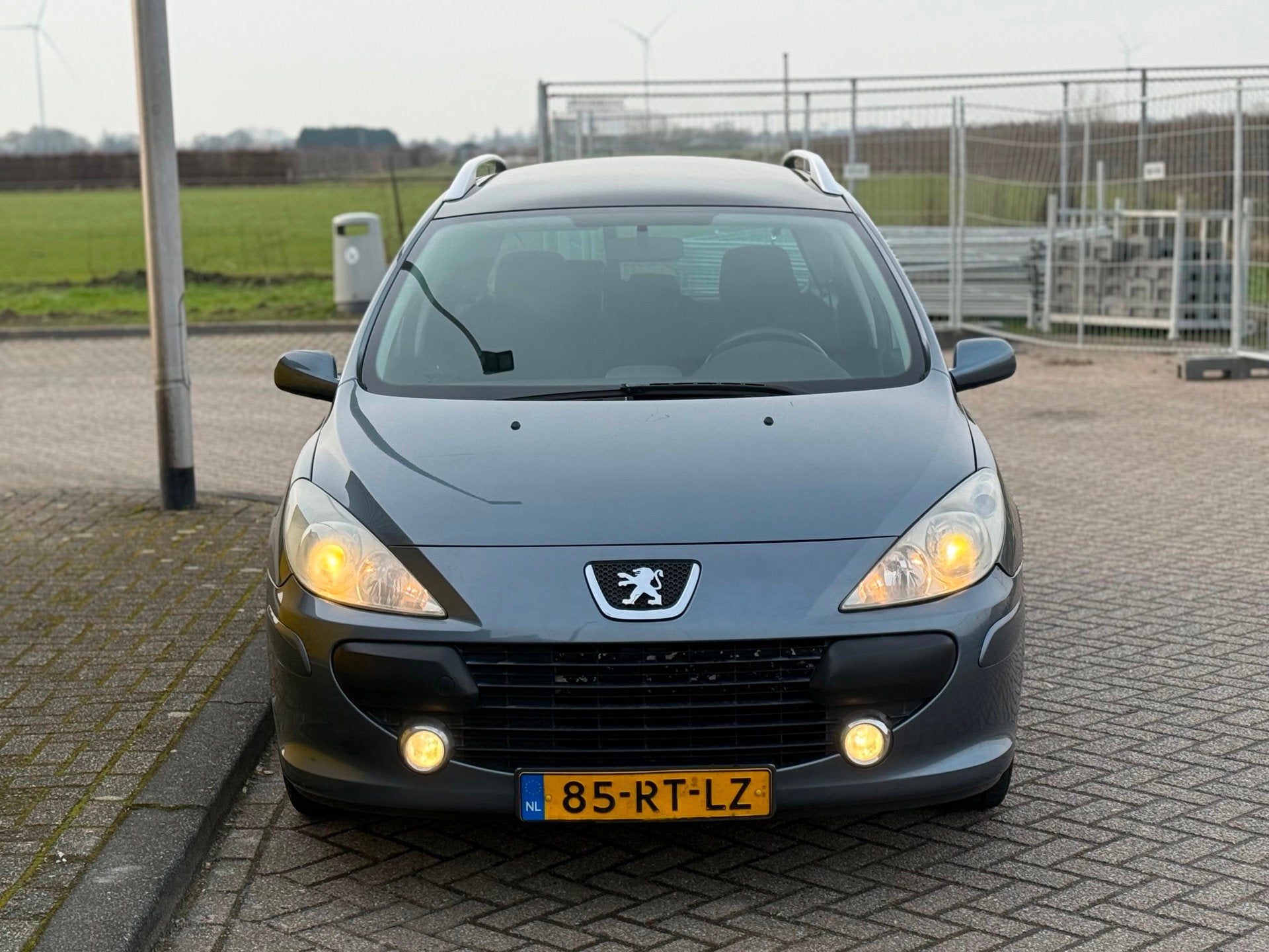 Peugeot 307 SW 1.6-16V Pack Bj 2005 ECC Airco 6-Peroons Nieu, Auto's, Stof, Gebruikt, 4 cilinders, 7 stoelen